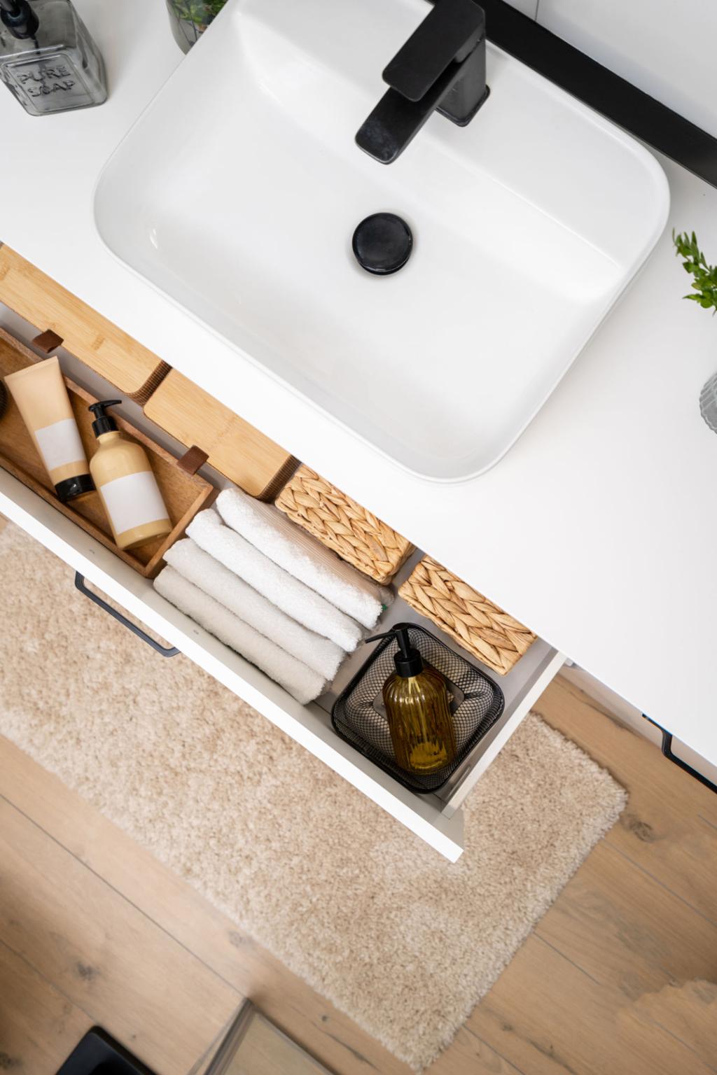 Why Organized Bathrooms Feel Like Luxury Hotels