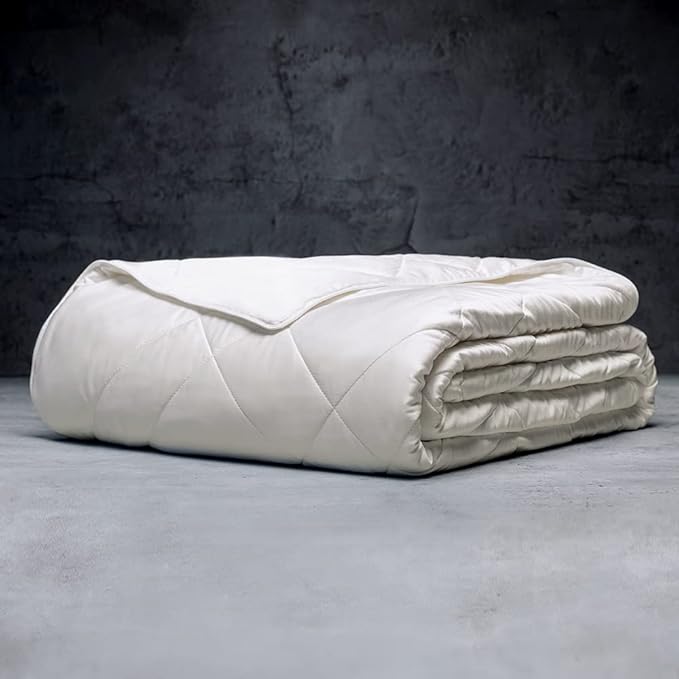 LUXOME Lightweight Blanket | 100% Rayon (Viscose) from Bamboo Fabric & Fill | King/Cal King - 98"x92" | Thermal-Regulating | Ivory