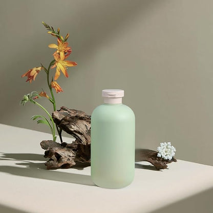 6.8 oz Plastic Travel Shampoo Bottles, Refillable Flip Cap Squeeze Bottles for Toiletries, Large Leakage-proof Travel Shampoo and Conditioner Container (Blue and Green)