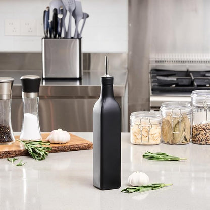 Restaurantware RW Base 16.9 Ounce Olive Oil Dispenser 1 Kitchen Oil Dispenser - Image 4