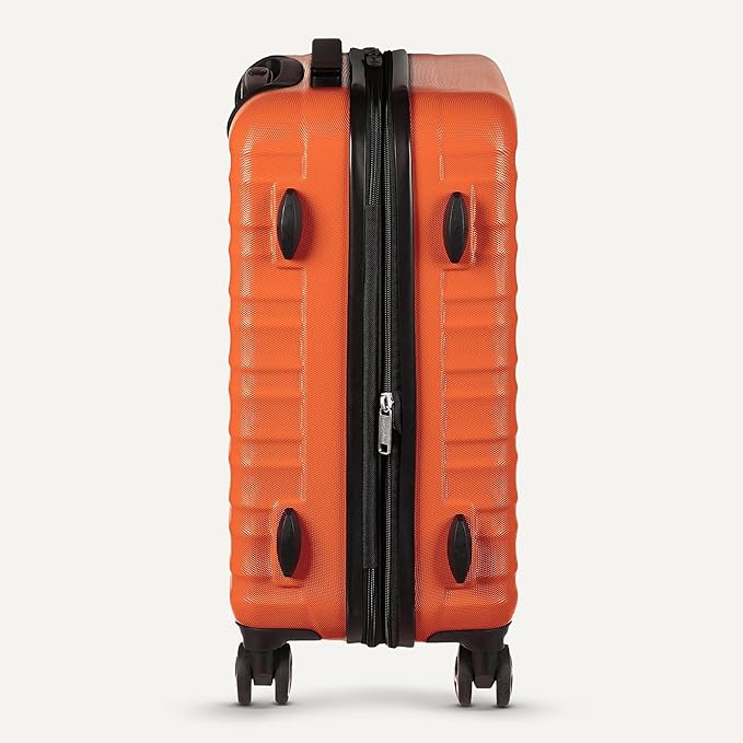Amazon Basics 3-Piece Set (21", 26", 30"), Hardshell Suitcases With Wheels, Expandable For Up to 25% More Space, With Scratch-Resistant Surface, Four Multi-directional Wheels, Orange