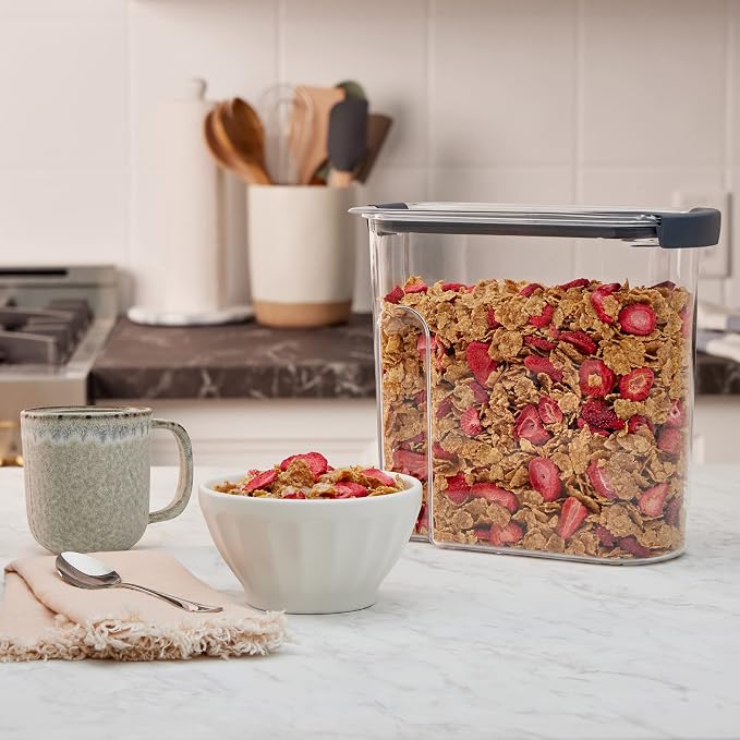 Rubbermaid Brilliance Airtight Food Storage Container | BPA-Free | - Image 9