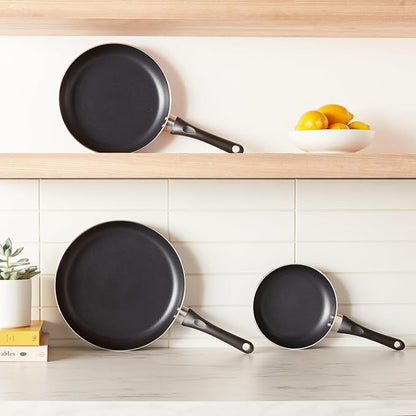 Amazon Basics Ceramic Non-Stick 3-Piece Frying Pan Set, 8 Inch, 10 Inch & 12 - Image 3