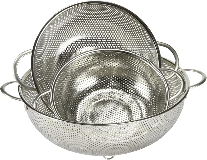 Chef Craft Select Micro-Perforated Colander, 2.5 quart, Stainless Steel - Image 3