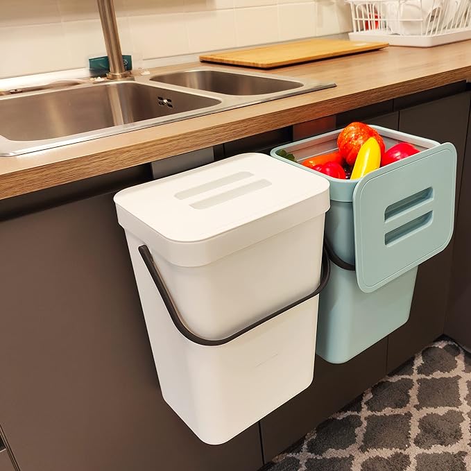 stonespace Hanging Trash Can, 3.2 Gallon/12L Small Waste Bin with Lid for Kitchen Cabinet Door or Under Sink, Bathroom Trash Bin with Lid, Food Waste Bin, 1 Pack White