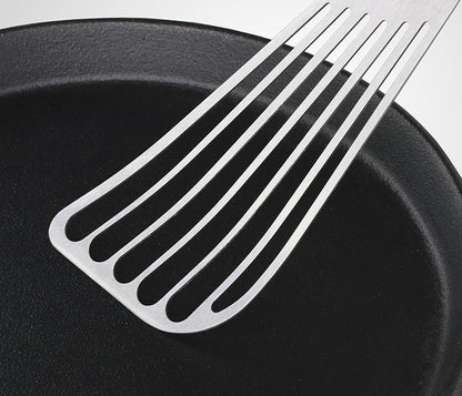 New Star Foodservice 43068 Wood Handle Fish Spatula, 6.5" Blade - Image 6
