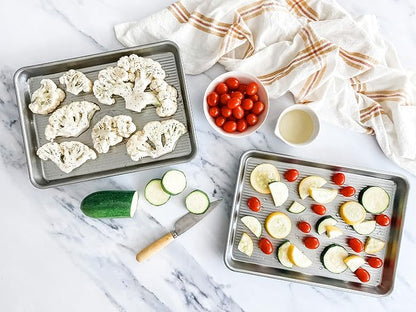 USA Pan Nonstick Quarter Sheet Pan - Image 3